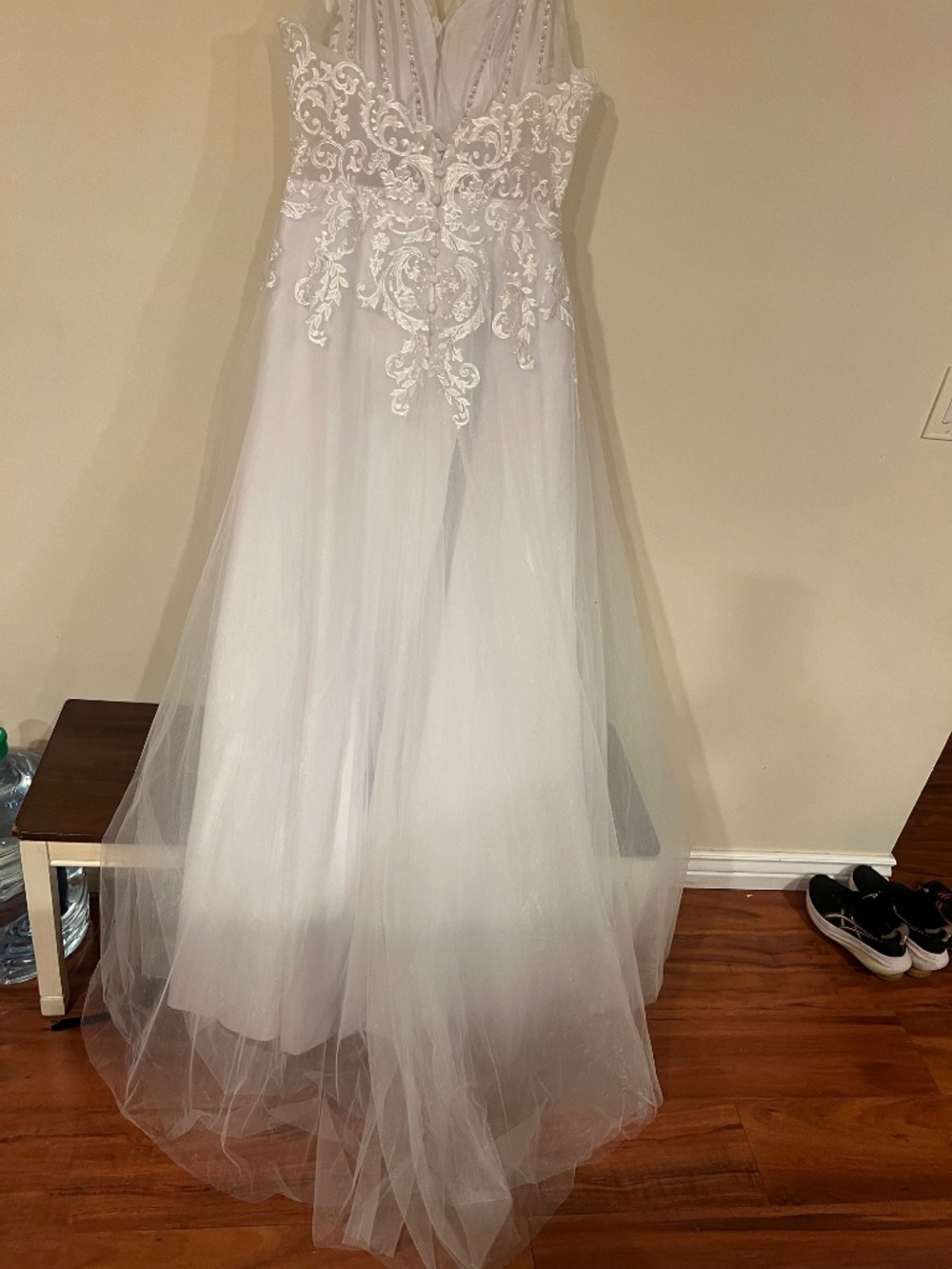 Plus size wedding dress - Picture 2 of 8